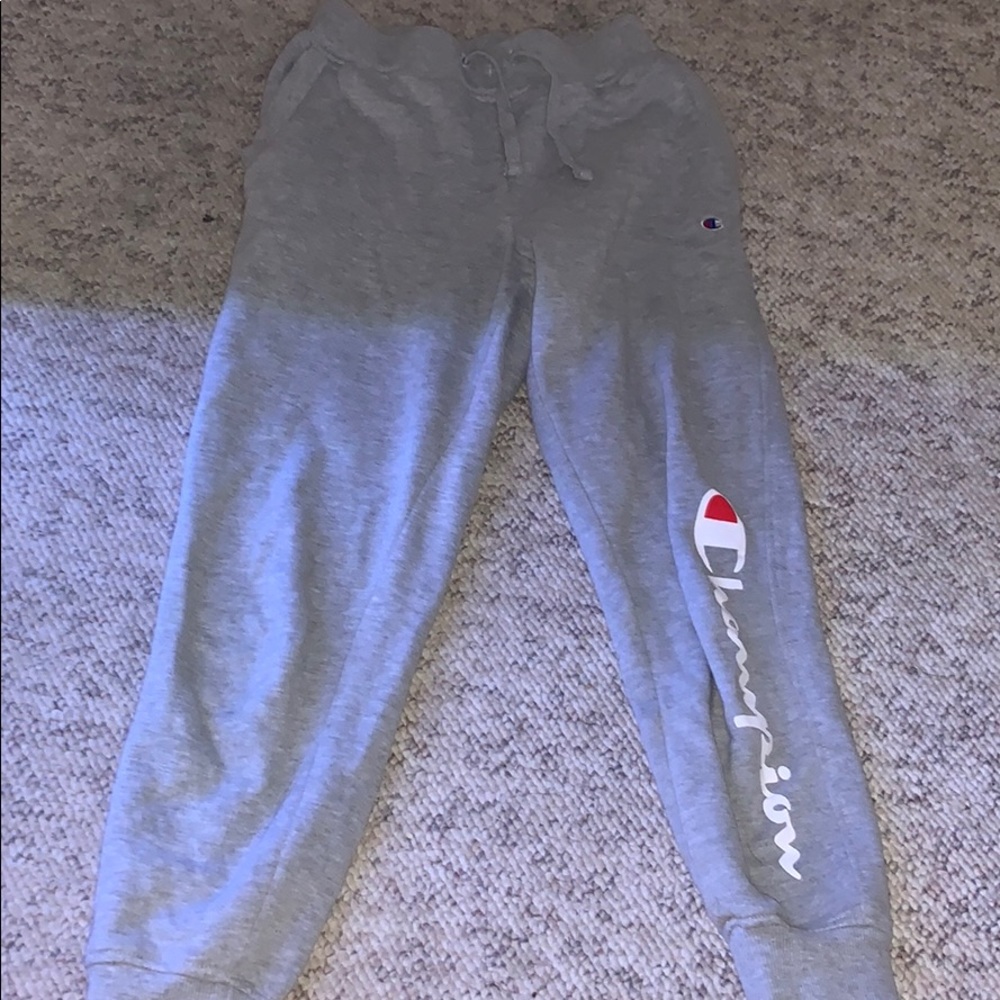 •youth medium •grey champion joggers